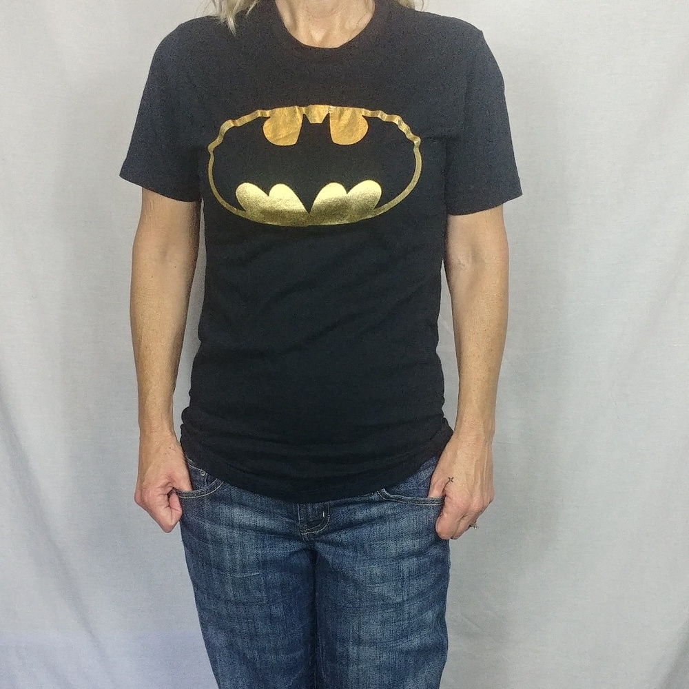 Batman Small Black and Gold Cotton T-Shirt